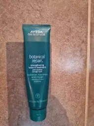 Aveda Aveda Botanical Repair™ Leave-in Treatment - Traitement réparateur - 531515-botanical repair soin sans rincage 100ml