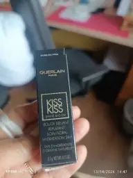 Guerlain Guerlain Kisskiss Shine Bloom Rouge Brillant Repulpant Soin Floral Hydratation 24h - 3.2 g