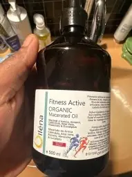 Oïléna Oïléna Oïléna - Huile de Massage Pro | Réparatrice, Relaxante | Soulage Muscles | Raffermissante | Pré/post Workout | Aloe, Arnica, Calendula, Romarin, Eucalyptus - 500 ml