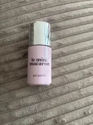 Le Le mini macaron Gel Polish - Vernis Semi Permanent 3 en 1 - Lily Rose - 8.5 ml