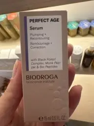 Biodroga Biodroga Biodroga Sérum Anti-âge Perfect Age - Soin de la Peau - Sérum Visage Anti-rides Skincare Soin Bioscience Institut - 15 ml