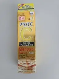 Rohto Rohto Rohto Mentholatum - Melano CC Essence Éclaircissante premium..
