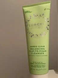Lumene Lumene TYYNI Nordic Clear Mousse Démaquillante Purifiante pour Peaux Grasses et à Problèmes - 125 ml