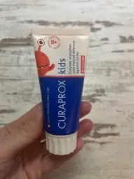 Curaprox Curaprox Kids Dentifrice à la Fraise Dès la Première Dent sans Fluoride