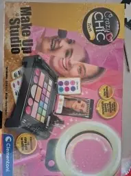 Clementoni Clementoni Clementoni Crazy Chic Atelier de Maquillage Make Up Studio Application Dédiée