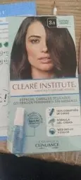 Clearé Clearé Institute Colour clinuance. Coloration Permanente Cheveux délicats. 3.0 Châtain Foncé, Coloration Permanente sans Ammoniaque, Plus d'Éclat, Couleur Intense, Couverture Cheveux Blancs à 100%.