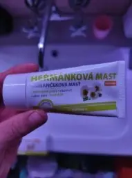 MedPharma MedPharma Medpharma Heřmánková Mast Pommade aux Plantes Médicinales pour Peaux Irritées - 75 ml