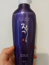 Daeng Daeng Gi Meo Ri Jin Gi Vitalizing Shampoo Shampoing Fortifiant et Revitalisant pour Cheveux Secs et Fragiles - 300 ml
